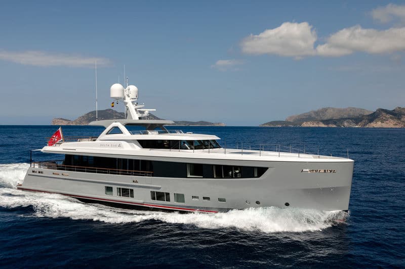Motor Yacht Delta One