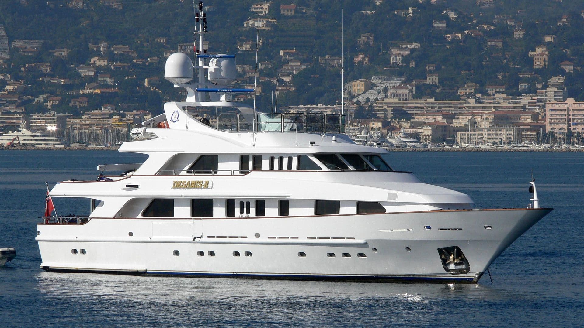 Motor Yacht Desamis B
