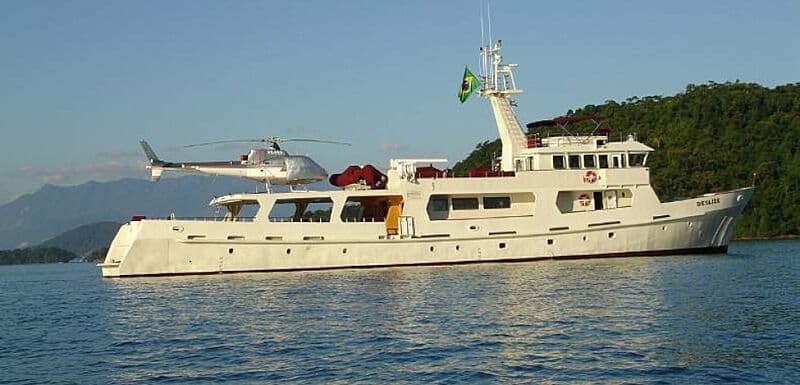 Motor Yacht Deslize