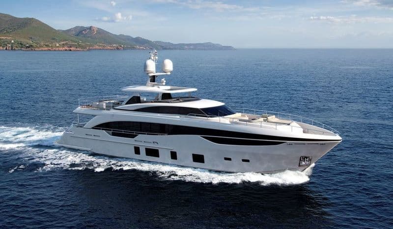 Motor Yacht Divina Barbara