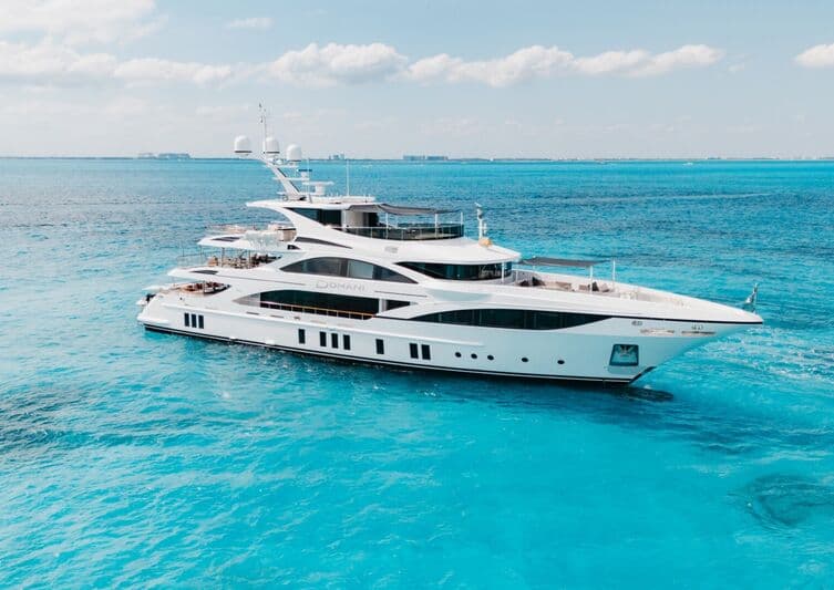 Motor Yacht Domani