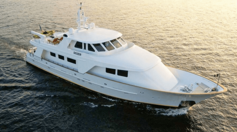Motor Yacht Dozer