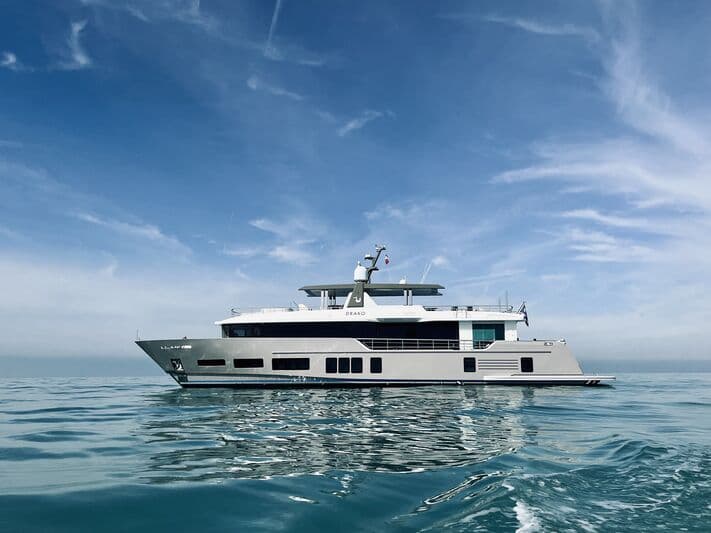 Motor Yacht Drako