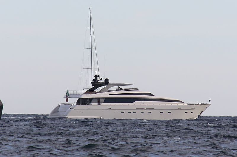 Motor Yacht Duke