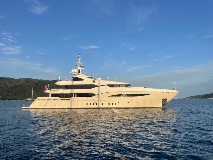 Motor Yacht Dusur