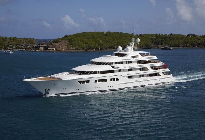 Motor Yacht Ebony Shine