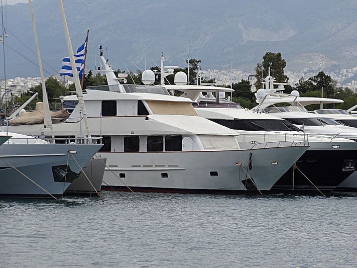 Motor Yacht Elena