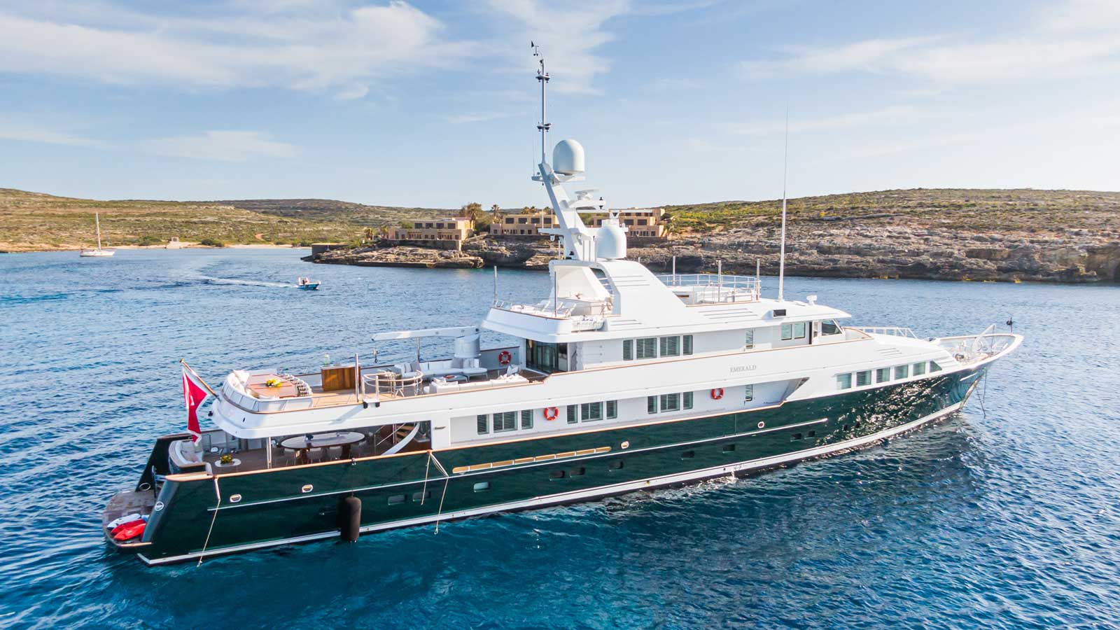 Motor Yacht Emerald
