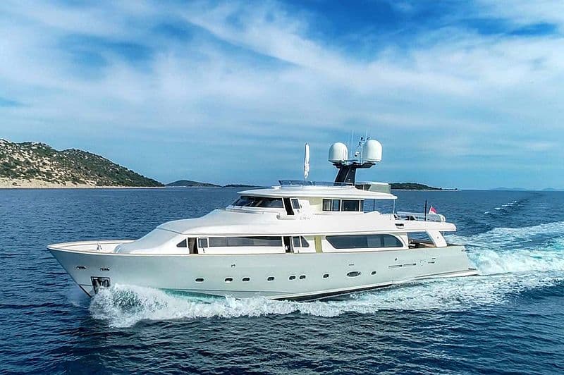 Motor Yacht Ena