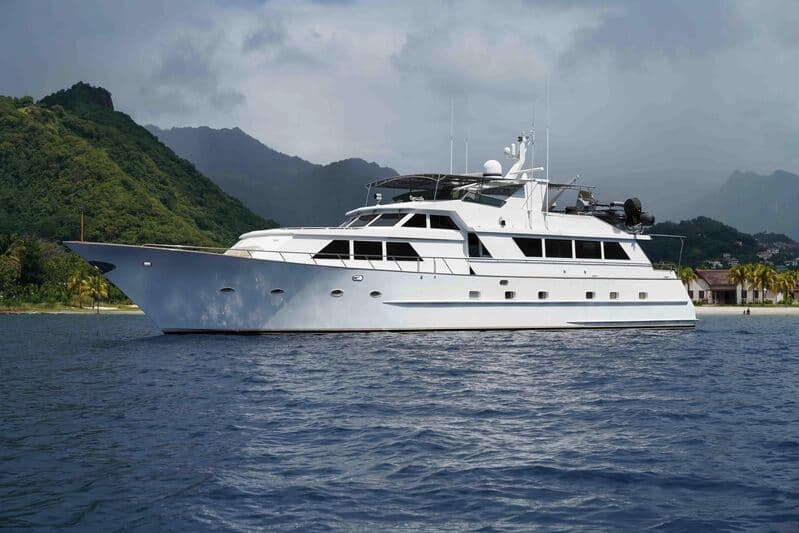 Motor Yacht Estrella