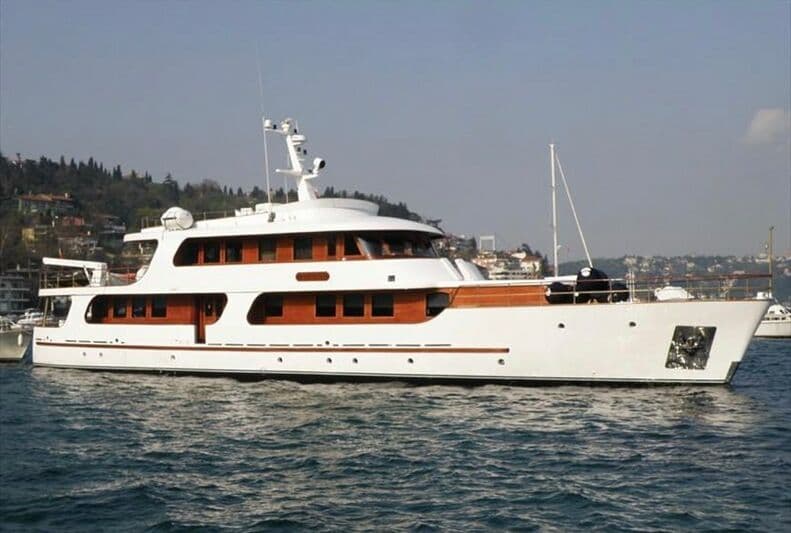 Motor Yacht Etoile