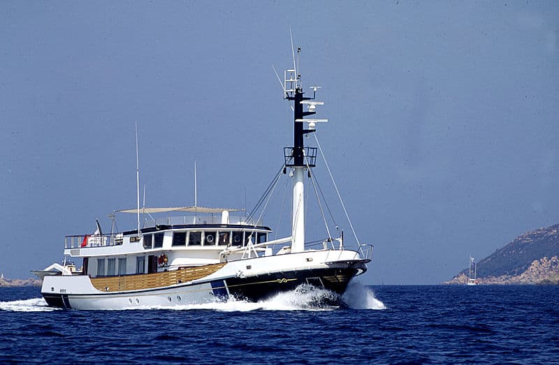 Motor Yacht F-100