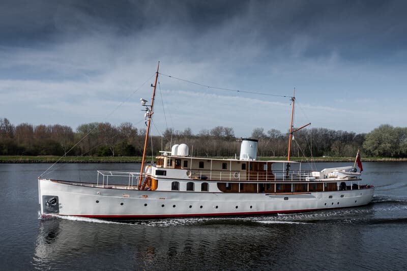 Motor Yacht Fair Lady