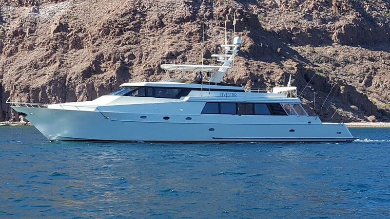 Motor Yacht Five Star
