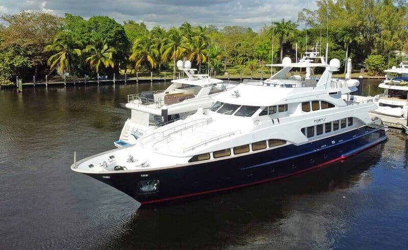 Motor Yacht Fortis