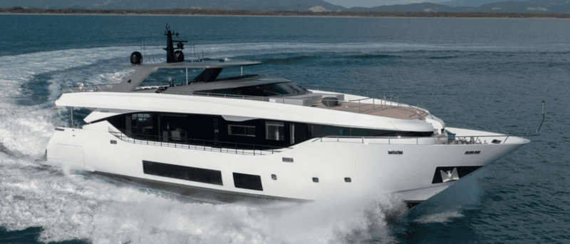 Motor Yacht Four Joys