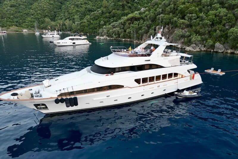 Motor Yacht Friendship