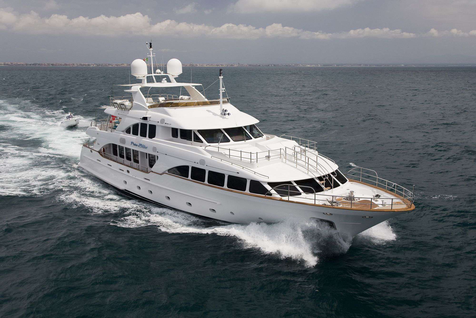 Motor Yacht Frish