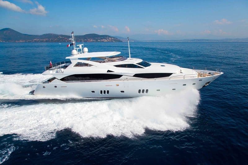 Motor Yacht Frivolous