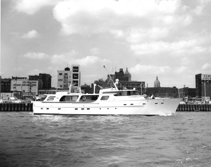 Motor Yacht Gallant Lady VI