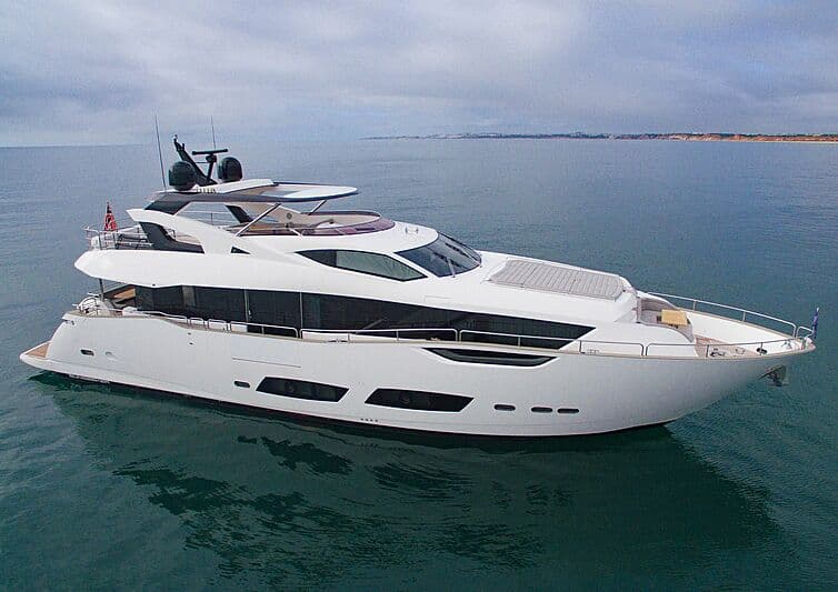Motor Yacht Gee Whizz of London