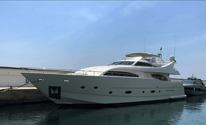 Motor Yacht Gemini