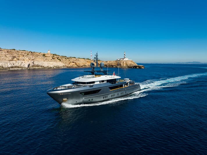 Motor Yacht Globas