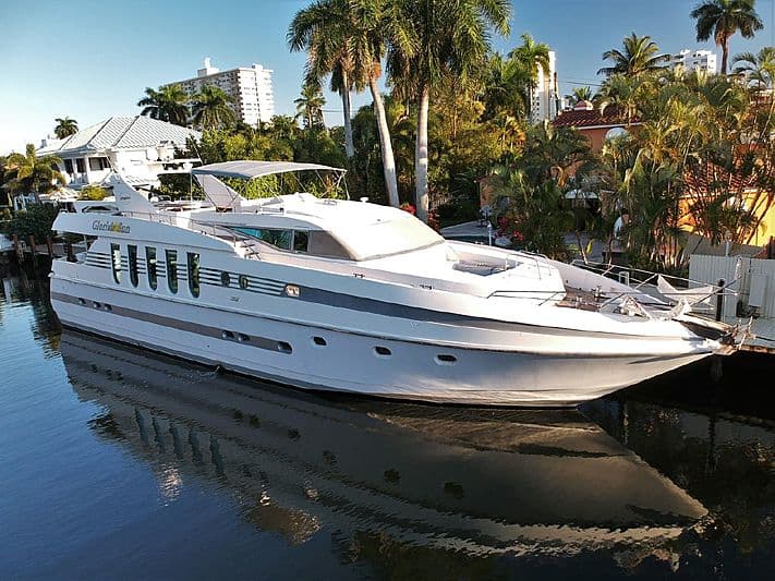 Motor Yacht Gloria's Sun