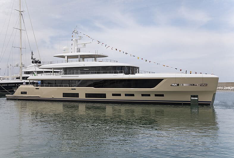 Motor Yacht Hawa