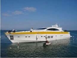 Motor Yacht Hay Long
