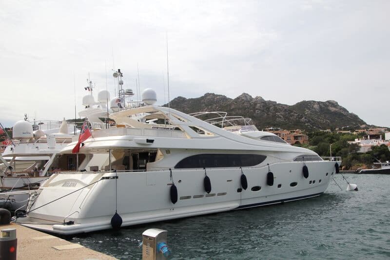 Motor Yacht Helena