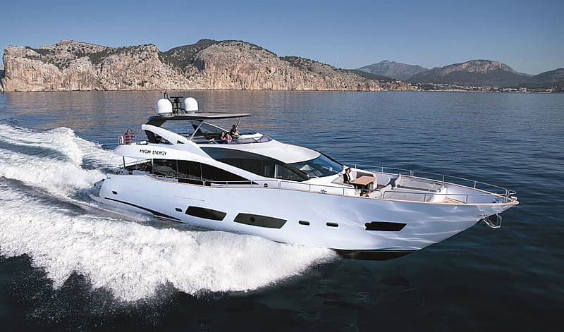 Motor Yacht High Energy