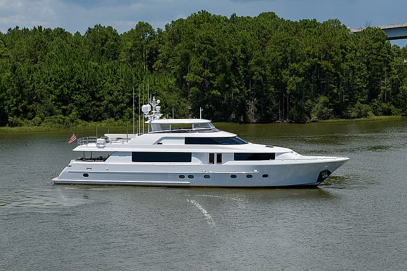 Motor Yacht High Maintenance