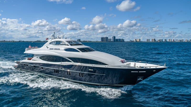 Motor Yacht Hope Floats