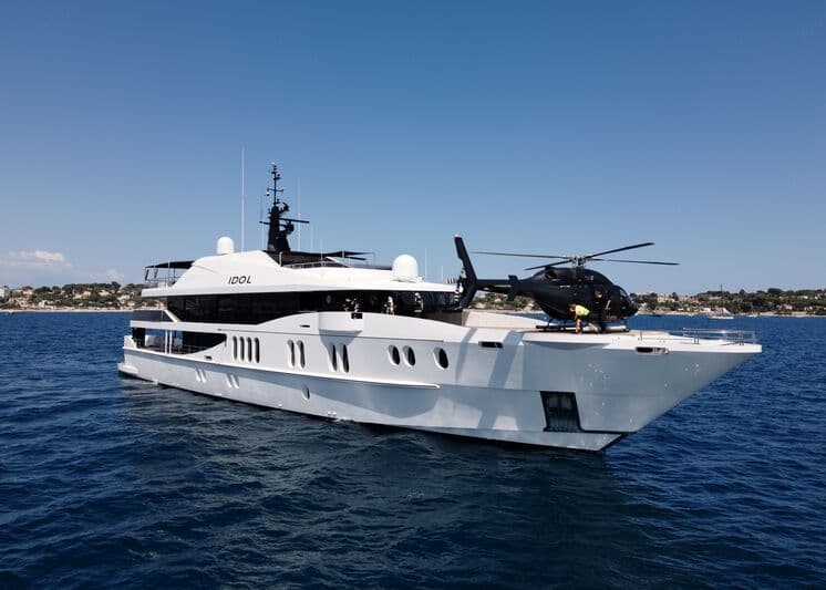 Motor Yacht Idol