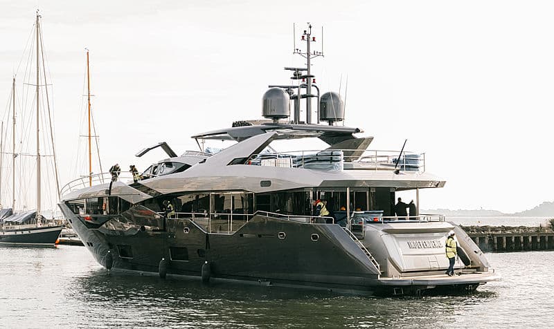 Motor Yacht Independence