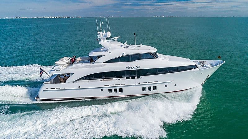 Motor Yacht Indulgence