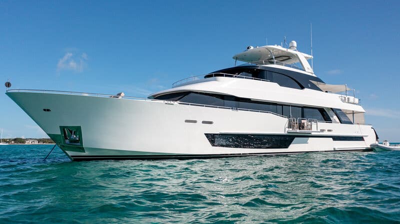 Motor Yacht Island Cowboy