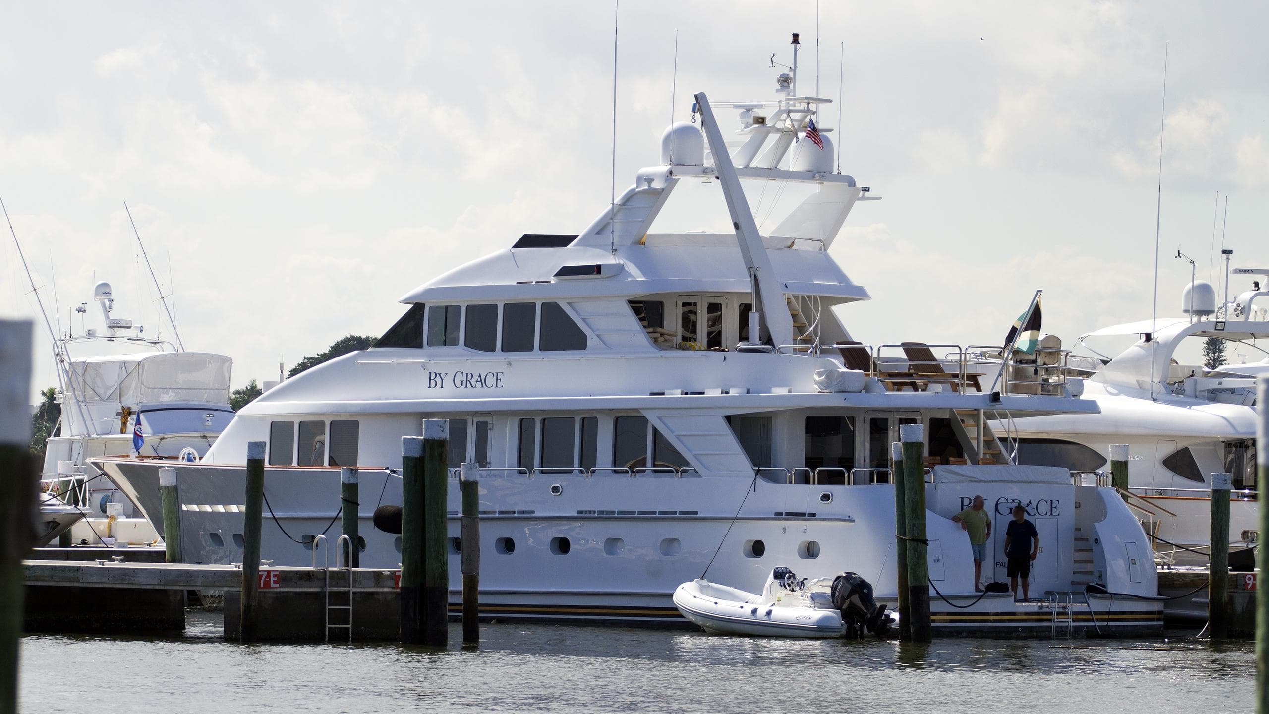 Motor Yacht Kinetic