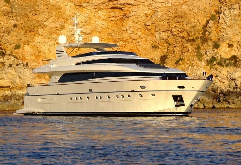 Motor Yacht L'Ayazula