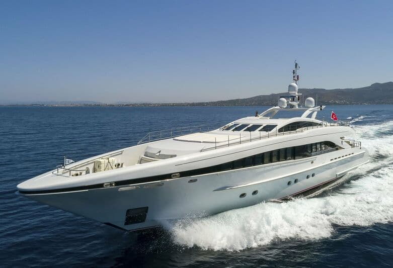 Motor Yacht L'Equinox