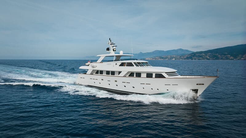 Motor Yacht L'Instant IV
