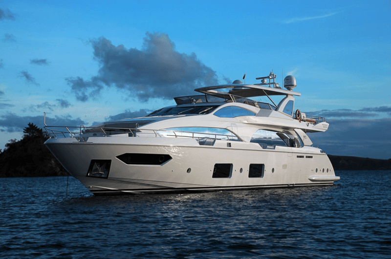 Motor Yacht La Tache