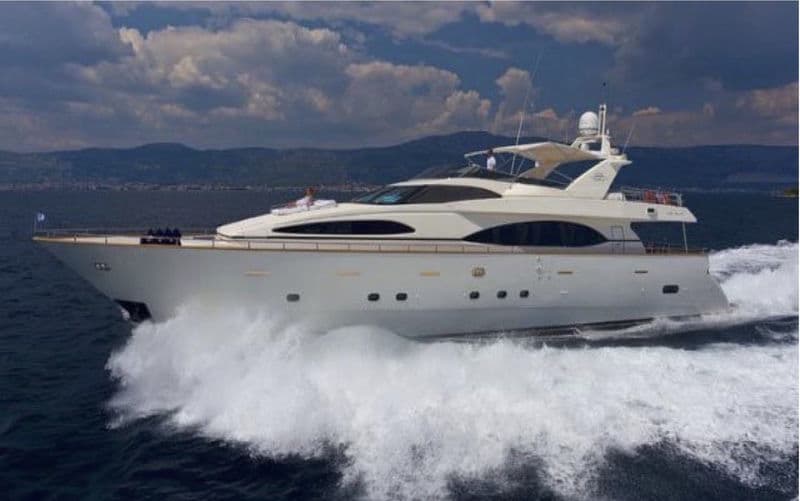 Motor Yacht Lady Clara