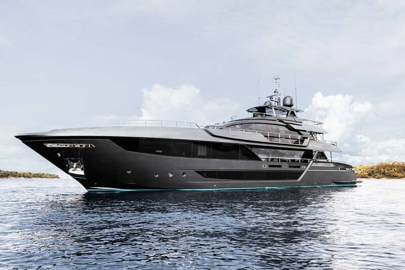 Motor Yacht Lady First