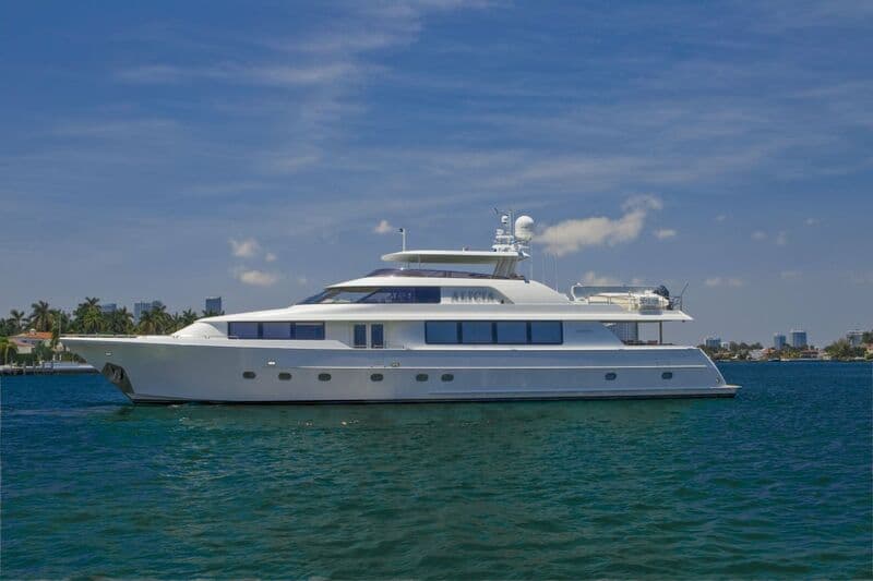 Motor Yacht Lady Grace