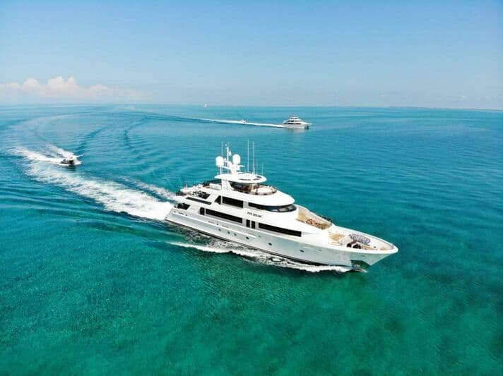 Motor Yacht Lady JJ