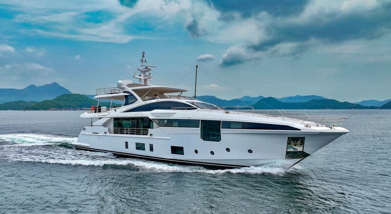 Motor Yacht Lady Lau