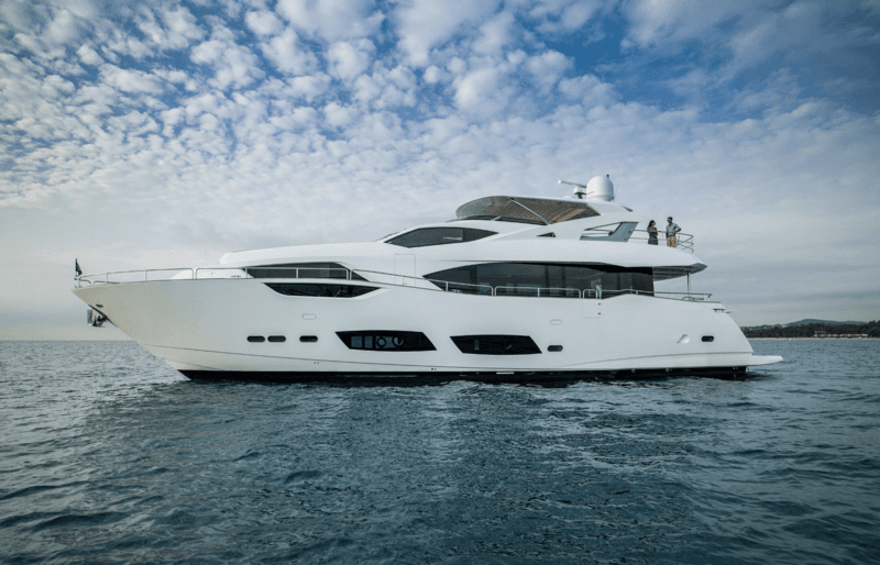 Motor Yacht Lady M