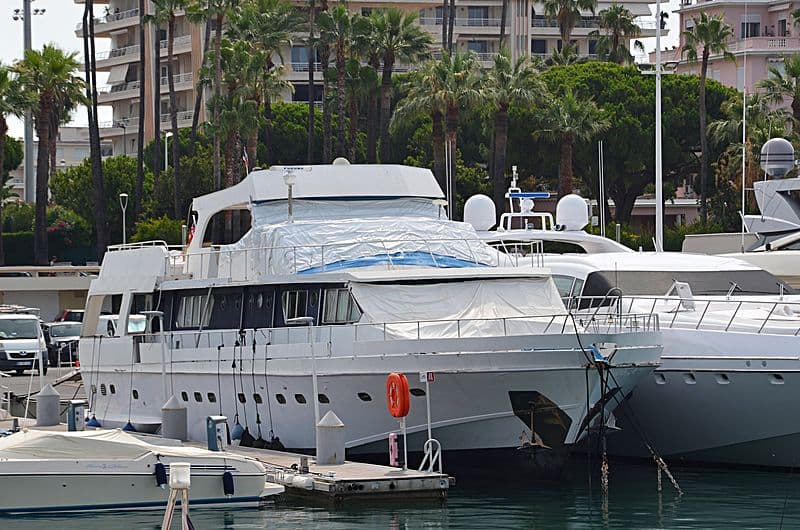 Motor Yacht Las Brisas Delta